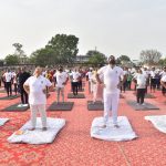 नवम अंतरराष्ट्रीय योग दिवस में नगरीय विकास मंत्री डॉ. शिव डहरिया हुए शामिल