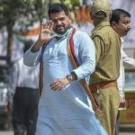 बड़ी खबर :दिल्ली के कोचिंग सेंटर में लगी भीषण आग, छात्रों ने खिड़की से कूदकर बचाई जान