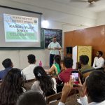 वंदे भारत एक्सप्रेस में यात्री को दिए गए खाने में मिला कॉकरोच, ट्वीटर पर शेयर की फोटो