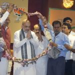 CM का युवाओं से भेंट-मुलाकात : बड़ी संख्या में पहुंचे युवा, सीएम कर रहे हैं संवाद