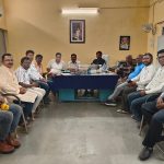 संभागायुक्त श्री कावरे ने कृषि एवं सहकारिता विभाग के अधिकारियों की ली बैठक