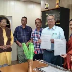 2 लाख लोगों ने एक साथ राष्ट्रीय गीत ‘वंदे मातरम’ गाकर बनाया अनोखा रिकॉर्ड , वर्ल्ड रिकॉर्ड में जुड़ेगा छत्तीसगढ़ का नाम
