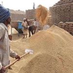 तेज रफ़्तार स्कॉर्पियो ने एक दर्जन मोटरसाइकिल को रौंदते हुए चार लोगों को मारी ठोकर