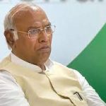 अकबर भाई ने किसान, मजदूर, महिला, युवाओं, छोटे व्यापरियों और सभी वर्गों की तरक्की के लिए कांग्रेस को जिताने का आह्वान किया