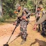 धरमपुरा मतदान केंद्र में मुख्य निर्वाचन पदाधिकारी रीना बाबा साहेब कंगाले ने किया मतदान
