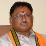 पीएम नरेंद्र मोदी ने विकसित भारत संकल्प यात्रा अभियान के तहत केंद्र सरकार की योजनाओं से लाभान्वित हितग्राहियों से की चर्चा