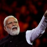 आज शनिवार : शनि है आप पर भारी, परेशानियों से घिरा है जीवन, शनिवार को करें 5 अचूक उपाय