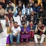 घर के बाहर खेल रही 8 महीने की बच्ची को कार ने रौंदा, मासूम की गई जान