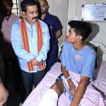 जापान में रनवे पर लैंड होते ही विमान में लगी आग, टूटी खिड़की से निकलती दिखीं लपटें
