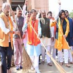 अंगीठी ने फिर ली 6 लोगों की जान, बंद कमरे में मिली सभी की लाश
