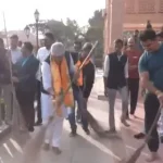 बड़ा हादसा : घने कोहरे के कारण यमुना एक्सप्रेस वे पर बड़ा हादसा; दो बसों में हुई भीषण टक्‍कर, 40 यात्री घायल