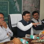 Breaking: पुलिस-नक्सली मुठभेड़ में 3 जवान शहीद, 6 नक्सली भी मारे गए, घायल जवान रायपुर रेफर