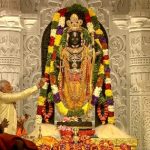 माना एयरपोर्ट में यात्रियों का हंगामा, इंडिगो की तीन फ्लाइट कैंसल होने से भड़का आक्रोश