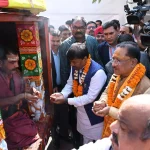 मुख्यमंत्री विष्णुदेव साय को जन्मदिन पर महिला स्व सहायता समूह की बहनों ने दिया अनोखा उपहार