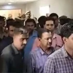 कुत्तों ने किया चीतल का शिकार, पुलिस ने बचाई जान और वन विभाग को सौंपा