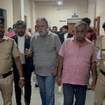 51 बैलगाड़ी में अधिकारी-कर्मचारियों ने सवार होकर लोगों से की शत प्रतिशत मतदान की अपील