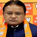 केंद्रीय राज्य मंत्री तोखन साहू ने संभाला पदभार, विभाग के कार्य योजनाओं की समीक्षा की