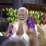 बीजेपी की जीत पर एक जबरा फैन ने उंगली काटकर देवी मां को चढ़ाई