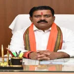 इंदिरा गाँधी कृषि विश्वविद्यालय में आयोजित राष्ट्रीय आम महोत्सव में ध्रुव पुरस्कृत