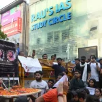 Sawan Somwar: ओंकारेश्वर के दर्शनों के लिए उमड़ा भक्तों का सैलाब, झुला पूल पर मधुमक्खियों की वजह से अफरा-तफरी