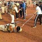 इलेक्ट्रिक गाड़ी में धमाके के बाद घर में लगी आग, बाल-बाल बची परिवार की जान,मोहल्लेवालों ने की मदद