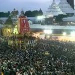 बलरामपुर में मजदूरों को ले जा रहा ट्रैक्टर पलटा, एक की मौत, 3 की हालत गंभीर