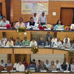 राज्यपाल रमेन डेका और मुख्यमंत्री विष्णु देव साय दुर्ग के हेमचंद यादव विश्वविद्यालय के दीक्षांत समारोह में शामिल हुए