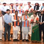 राजधानी में सनसनीखेज मामला, गैरेज के बाहर कार के अंदर मिली महिला की लाश