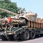 रेल रोको प्रदर्शन : रेलवे ट्रैक पर लेटकर किसानों का धरना शुरू, ट्रेनें रद्द और डायवर्ट होने से यात्री परेशान