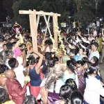 महात्मा गांधी का स्वरूप धारण कर D.Ed डिग्रीधारी अभ्यर्थियों ने जताया विरोध,बैठे अनिश्चितकालीन धरने पर