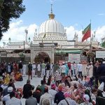 लोकसभा में नेहरू-गांधी परिवार की 16वीं सदस्य बनीं प्रियंका, दोहराया गया 71 साल पुराना इतिहास