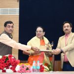 दलित साहित्य अकादमी ने किया नितिन पोटाई का सम्मान