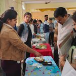 दिल्ली एयरपोर्ट पर तस्करी का भंडाफोड़: बोतल से निकला 35 लाख का सोना, देखें कैसे पकड़ा गया गोल्ड स्मगलर?