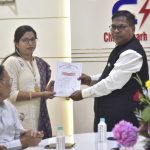 महाकुंभ भगदड़ में 30 लोगों ने गंवाई जान, 60 लोग घायल,भगदड़ की वजह आई सामने; मेला प्रशासन ने जारी किया 1920 हेल्पलाइन नंबर