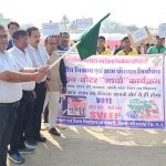 राजधानी के कल्याण ज्वेलर्स शो रूम में दो घंटे तक फंसे रहे महिला और बच्चे, कवरेज करने प पहुंचे मीडियाकर्मियों संग स्टाफ ने की बदसलूकी