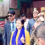 Mahakumbh : पीएम मोदी ने संगम में लगाई आस्था की डुबकी, मां गंगा का किया पूजन