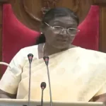 राष्ट्रपति द्रौपदी मुर्मू पहुंची रायपुर, एयरपोर्ट पर सीएम साय औरराज्यपाल रमेन डेका ने किया स्वागत ,विधानसभा के लिए हुई रवाना
