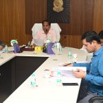 पूर्व पुलिस महानिदेशक एवं विशेष पुलिस आयुक्त नई दिल्ली ने अधिकारी एवं कर्मचारियों को सड़क हादसों में मृतकों की कमीं लाने के दिए सुझाव