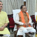 दिल्ली : एक दर्जन से अधिक झुग्गियों में लगी आग, दो लोगों की हुई मौत; दमकलकर्मियों ने आग पर पाया काबू