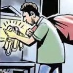 दिल्ली से रायपुर आने वाली इंडिगो की फ्लाइट में आई तकनीकी खामी से परेशान हुए यात्री,डेढ़ घंटे से विमान में फंसे लोगों में मचा हड़कंप