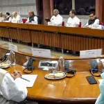 मुर्गी का शिकार कर भाग रहा तेंदुआ गहरे कुएं में गिरा,वन विभाग ने किया रेस्क्यू ,कुएं से निकलते ही तेंदुए ने …