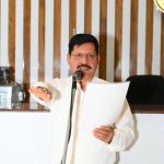 नवसर्जन मंच के पदाधिकारियों ने कलेक्टर को 1 जुलाई से स्कूल खोलने संबंधी दिया ज्ञापन