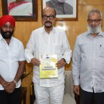 राज्यपाल श्री डेका से भिलाई स्टील प्लांट के डीजीएम ने की मुलाकात