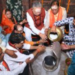खाद की किल्लत को लेकर फूटा किसानों का गुस्सा,14 गांवों के किसानों ने एकजुट होकर किया प्रदर्शन,चक्काजाम से यातायात ठप्प