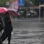 राजिम में हुआ बड़ा सड़क हादसा, तेज रफ़्तार कार नाले में जा गिरी, दो की मौत