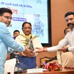 तीन देशों के वैज्ञानिकों को मिला इस साल का कैमिस्ट्री नोबल पुरस्कार, जानें कौन बने इन प्रतिष्ठित सम्मान के हक़दार
