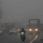 राजधानी के VIP चौक में भीषण सड़क हादसा, बस ने बाइक सवार को मारी टक्कर, युवक की मौके पर ही मौत