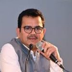 कुलपति ने किया नेहरू पुस्तकालय द्वारा प्रकाशित टेबल कैलेंडर का विमोचन