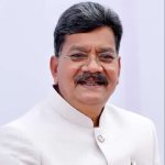 Breaking : प्रयागराज में केपी कॉलेज के पास ट्रेनी विमान क्रैश, तालाब में गिरा, विमान में फंसे दोनों पायलट सुरक्षित