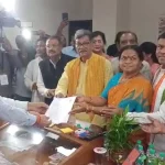 भाजपा की राज्यसभा उम्मीदवार लक्ष्मी वर्मा ने भरा नामांकन, बृजमोहन अग्रवाल और ललित जैसिंघ ने दी बधाई